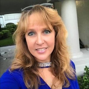 Meet your Posher, Charisse